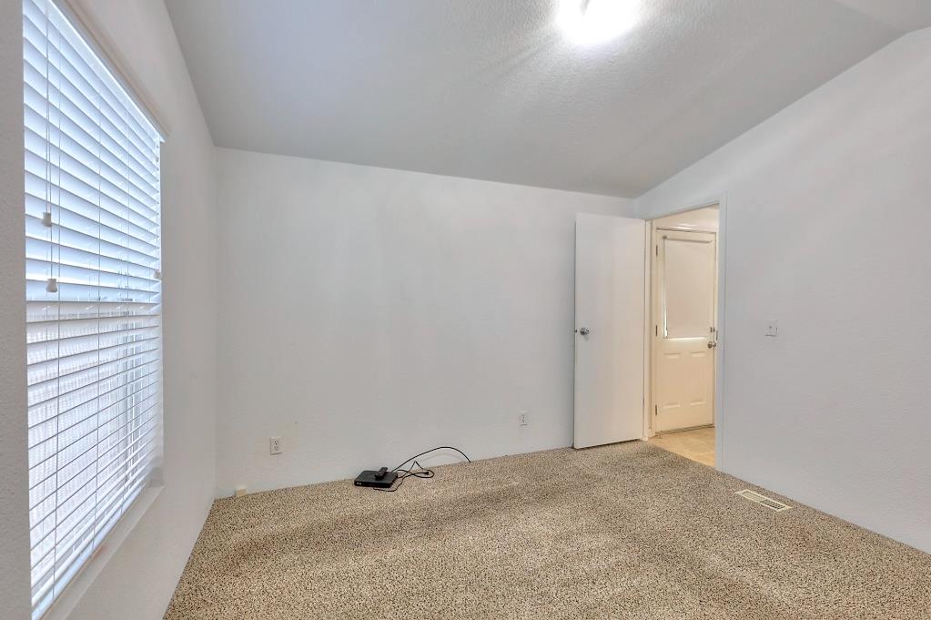 3506 Homestead Way Ceres, CA 95307 - Photo 24 of 39