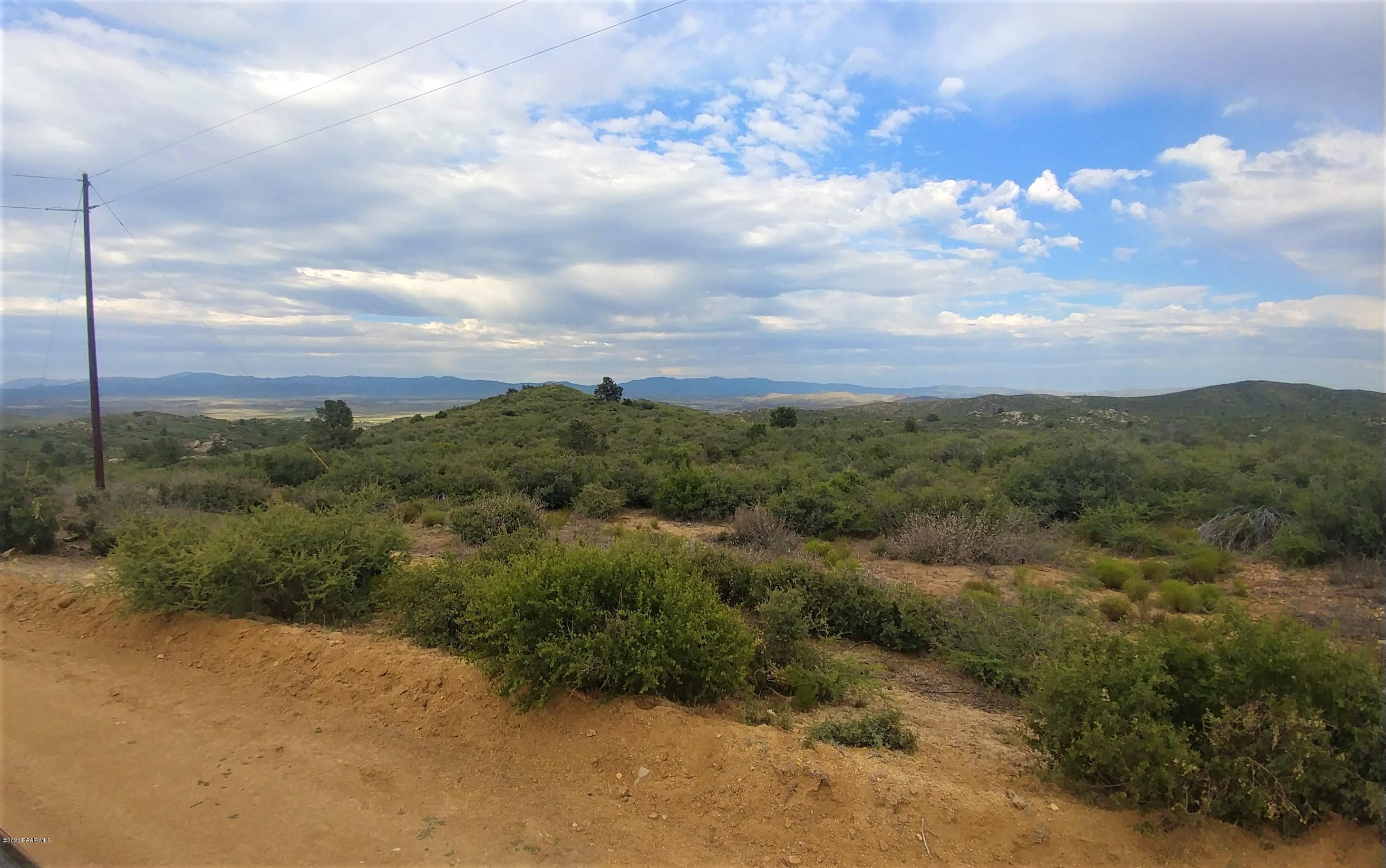 153 South Rainbow Bend Road Skull Valley, AZ 86338 - Photo 4 of 29 0605201644a (2)