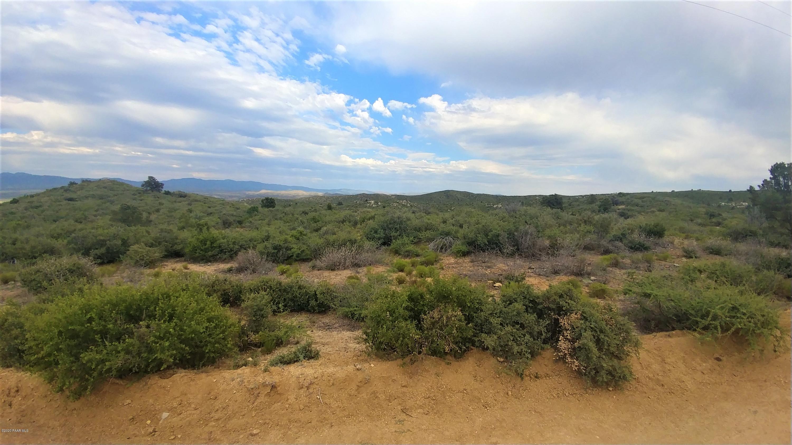 153 South Rainbow Bend Road Skull Valley, AZ 86338 - Photo 5 of 29 0605201644b (2)