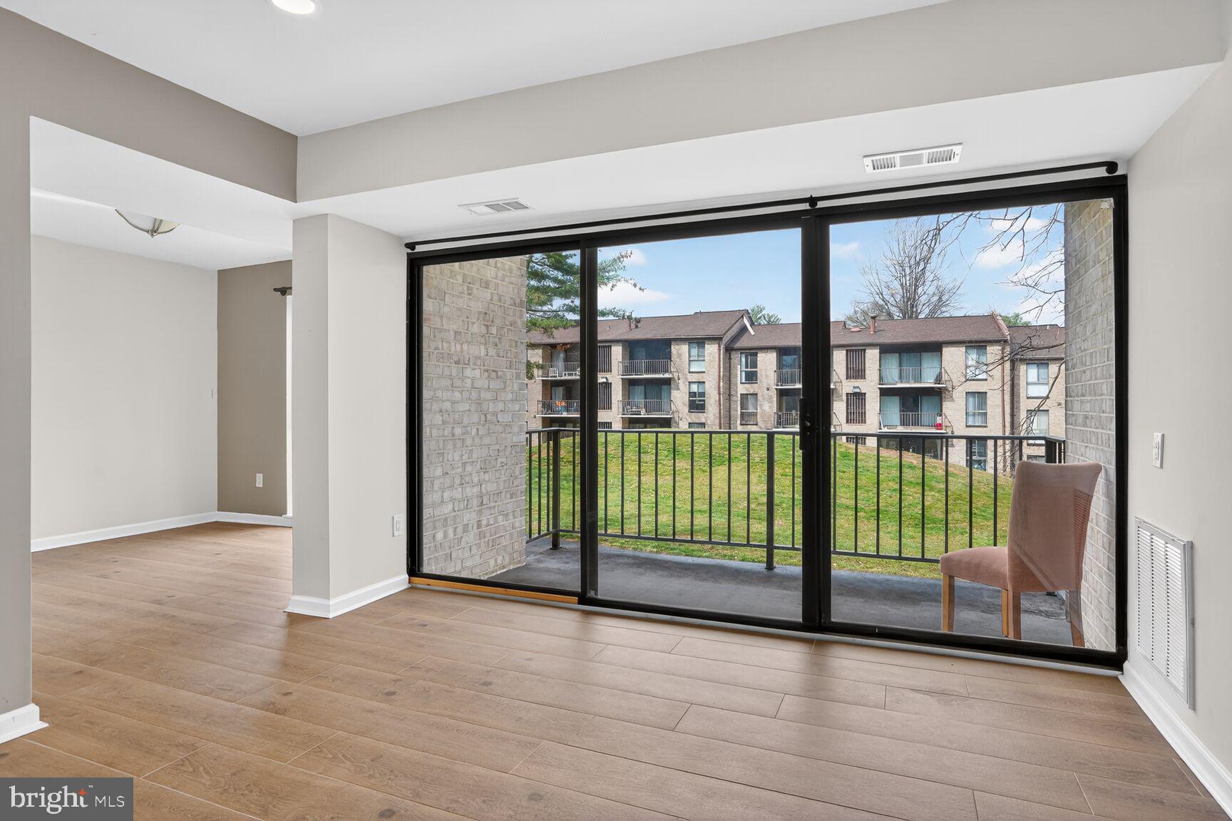 2018 Colts Neck Road, Unit 10/11B Reston, VA 20191 - Photo 21 of 32 View of Large Balcony overlooking Courtyard