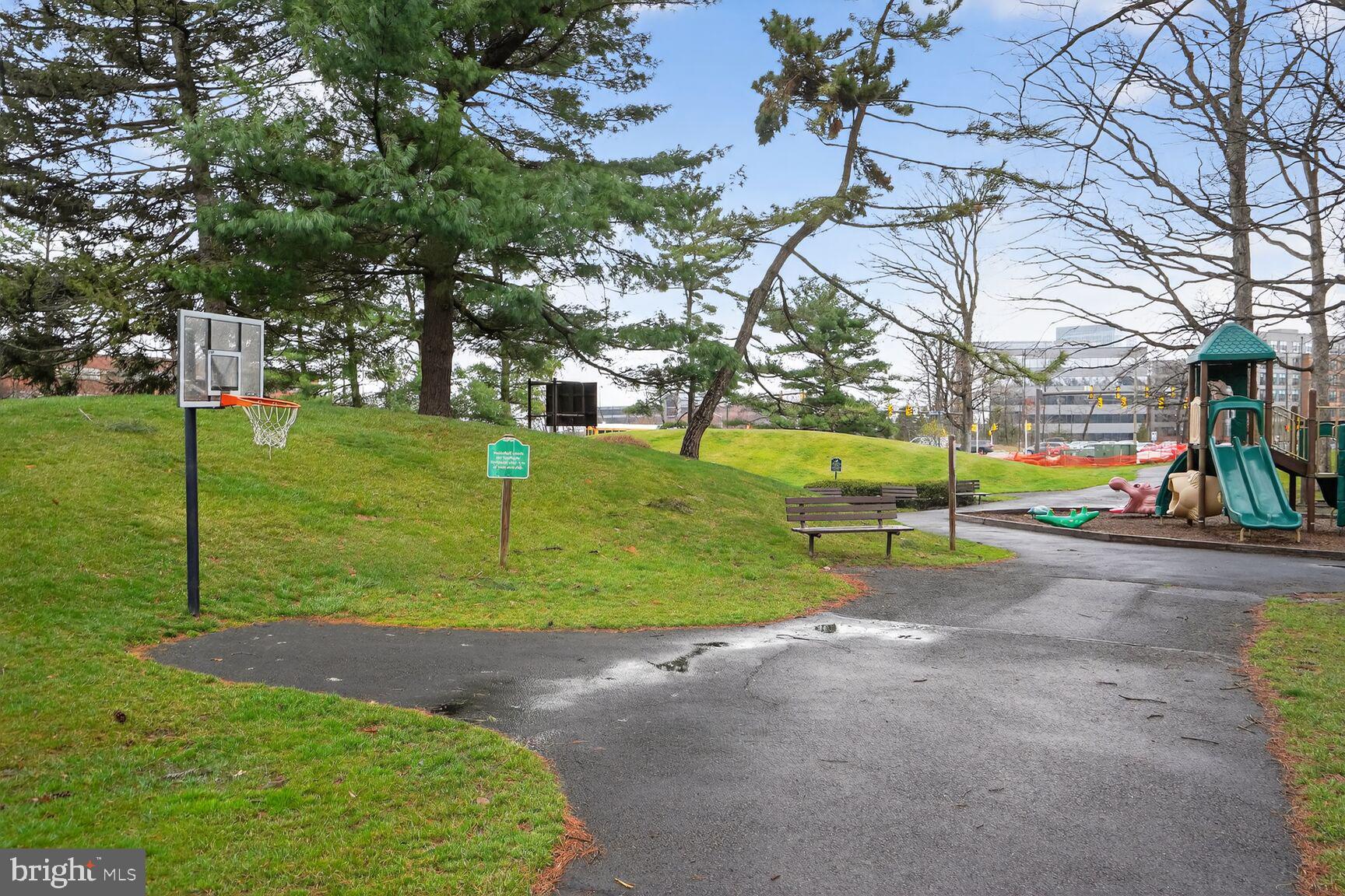 2018 Colts Neck Road, Unit 10/11B Reston, VA 20191 - Photo 26 of 32