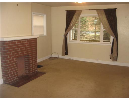 353 Bailies Run Road Creighton, PA 15030 - Photo 3 of 12 Living Room. Large livingroom with picture window!