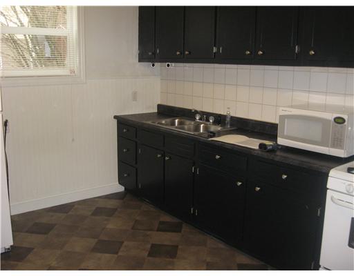 353 Bailies Run Road Creighton, PA 15030 - Photo 6 of 12 Kitchen.