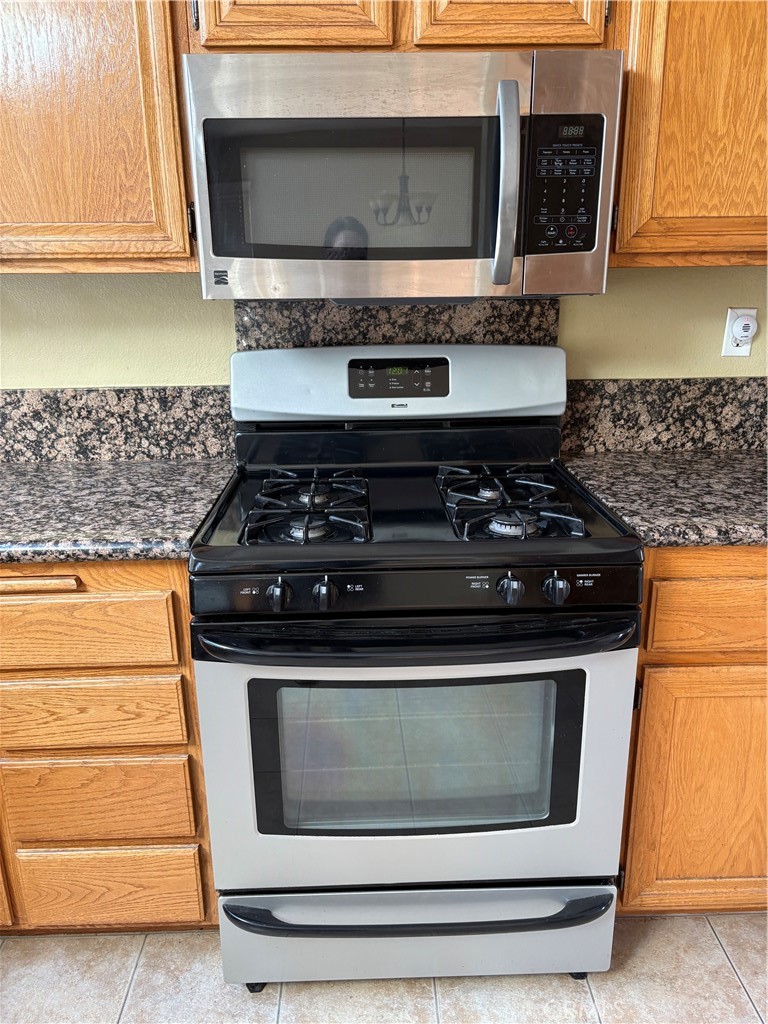 16010 Ranch Lane La Mirada, CA 90638 - Photo 13 of 14