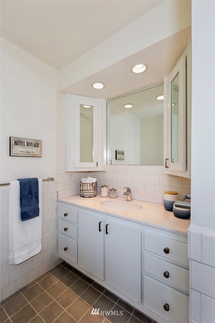 45515 Southeast Tanner Road North Bend, WA 98045 - Photo 14 of 22 Gallery Image 14
