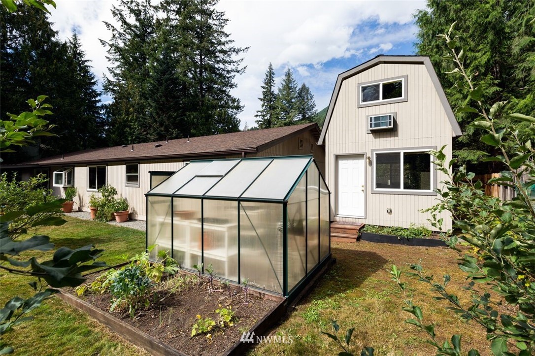 45515 Southeast Tanner Road North Bend, WA 98045 - Photo 16 of 22 Gallery Image 16