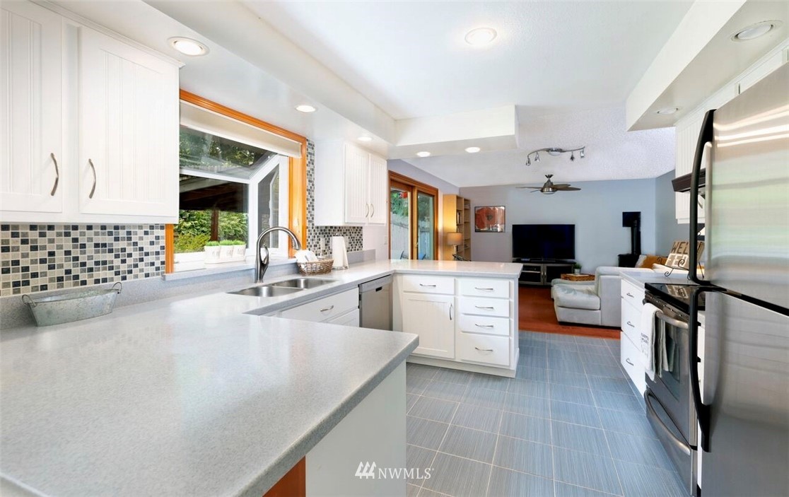 45515 Southeast Tanner Road North Bend, WA 98045 - Photo 7 of 22 Gallery Image 7
