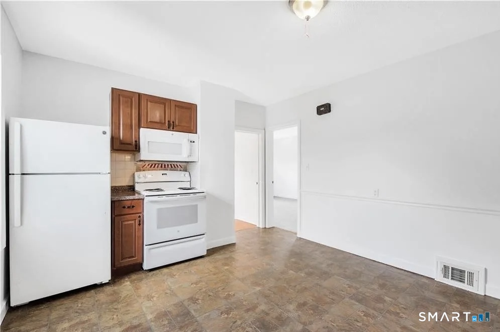 66 Vine Street Meriden, CT 06451 - Photo 11 of 20