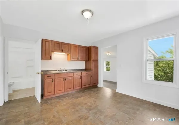 $325,000 | 66 Vine Street, Meriden, CT 06451