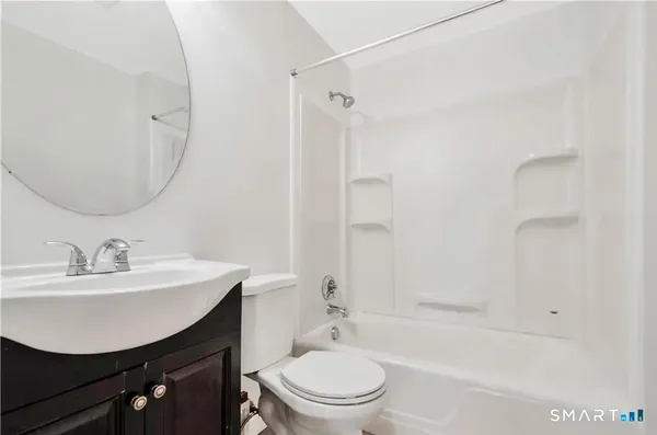 $325,000 | 66 Vine Street, Meriden, CT 06451