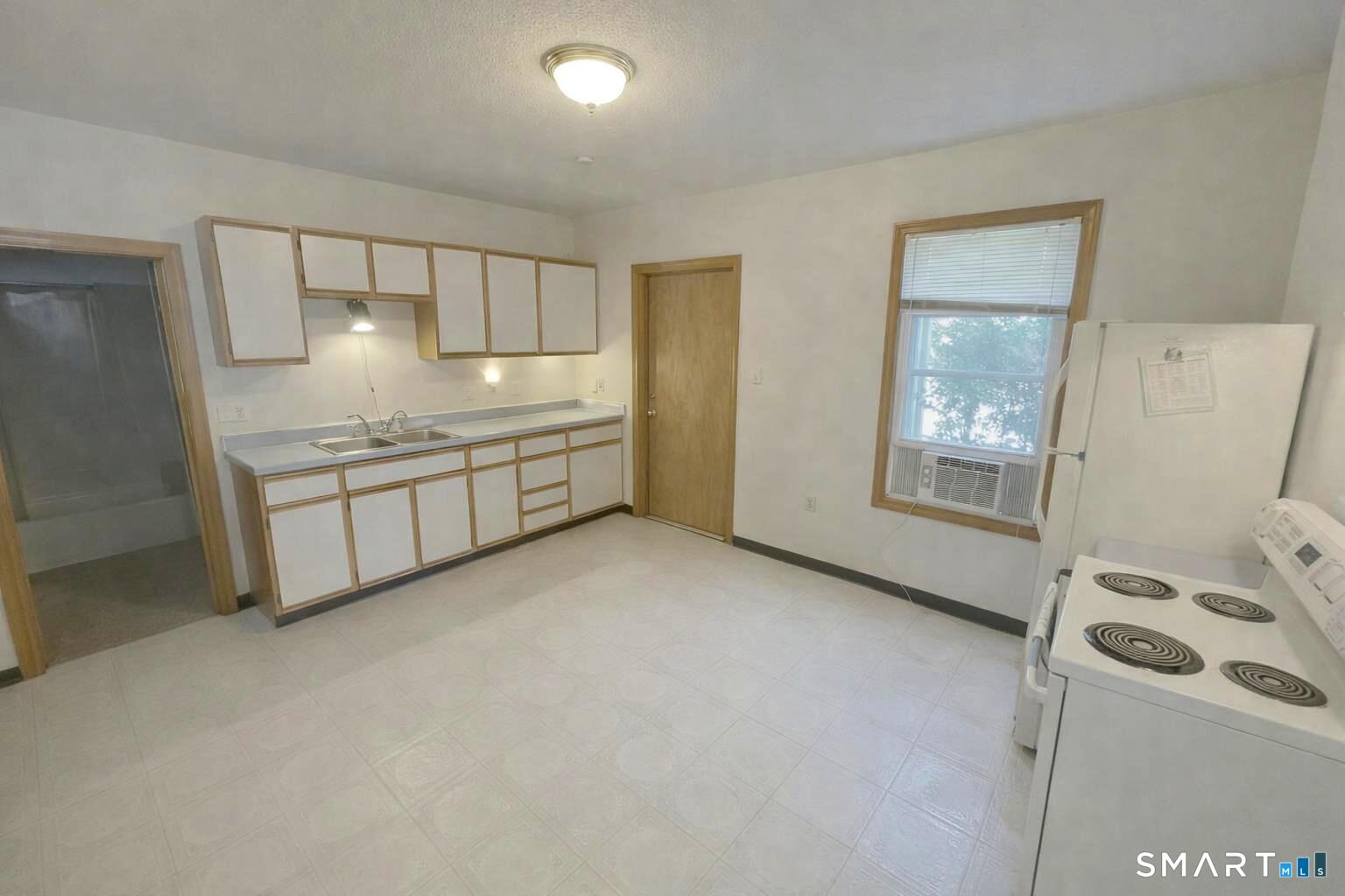 66 Vine Street Meriden, CT 06451 - Photo 5 of 20