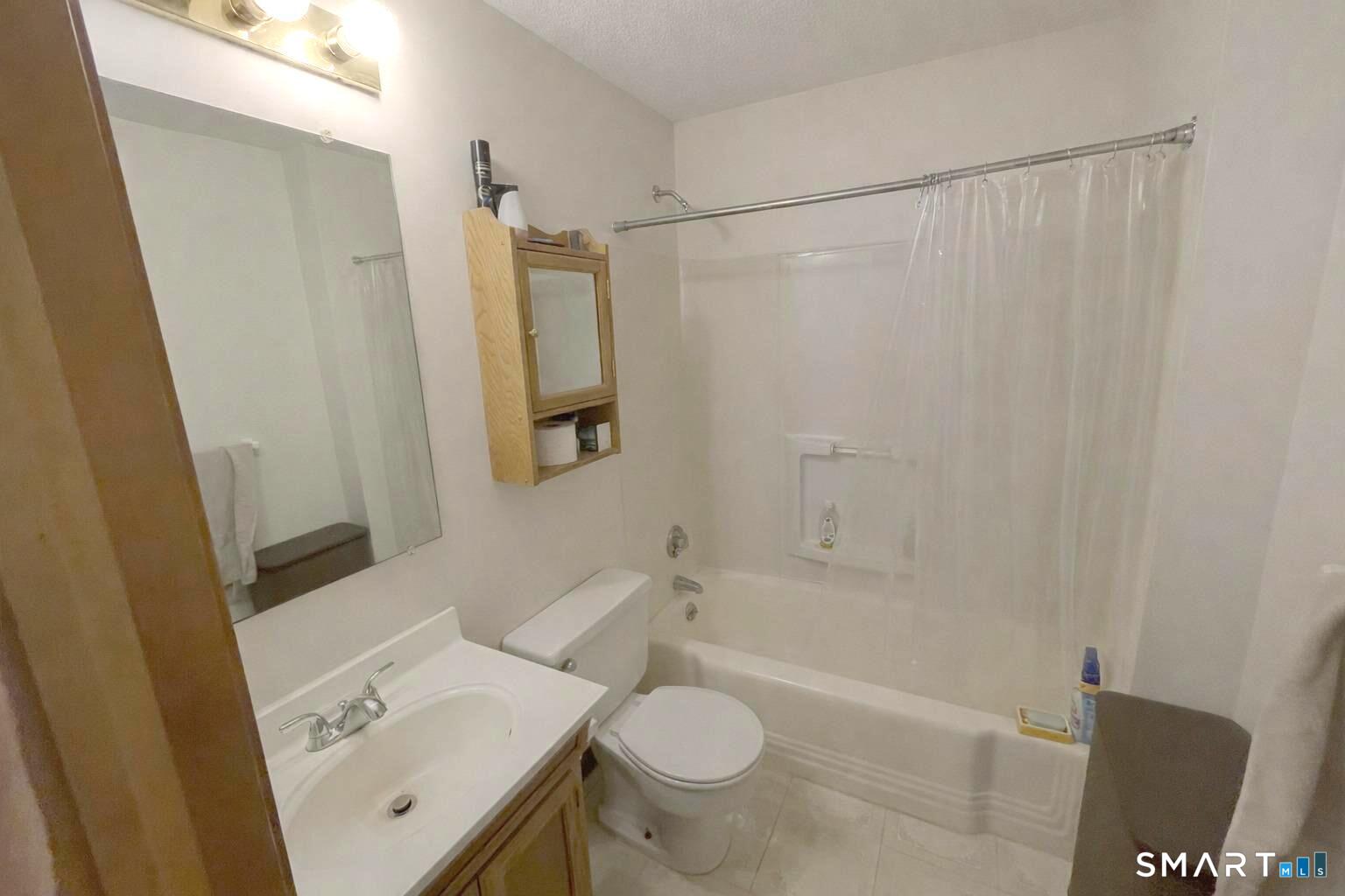 66 Vine Street Meriden, CT 06451 - Photo 6 of 20