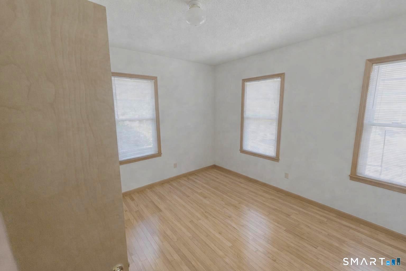 66 Vine Street Meriden, CT 06451 - Photo 8 of 20