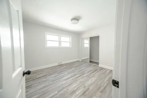 $2,550 | 2242 North Lavergne Avenue, Unit 2, Chicago, IL 60639