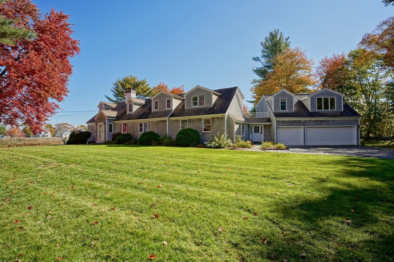 31 Old Locke Road North Hampton, NH 03862 - Photo 1 of 33