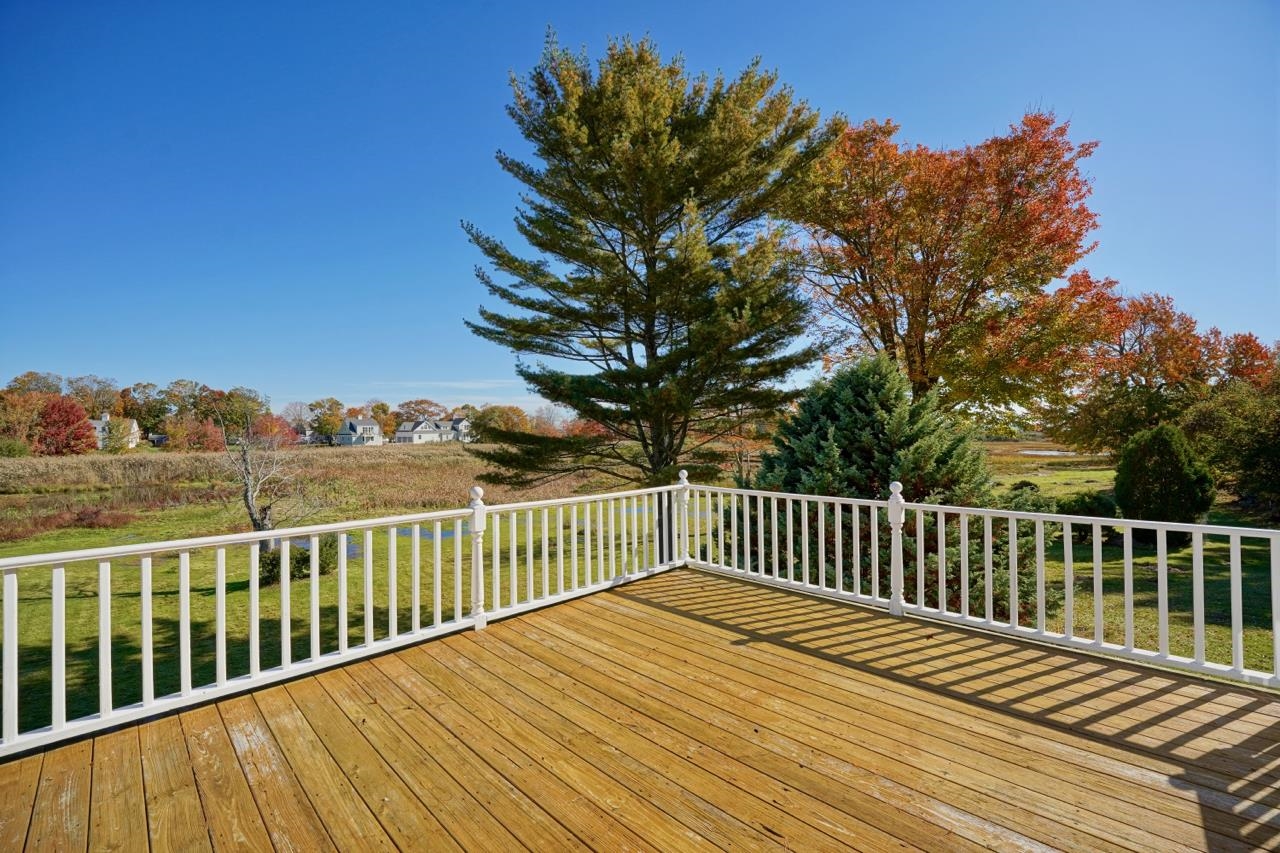31 Old Locke Road North Hampton, NH 03862 - Photo 24 of 33