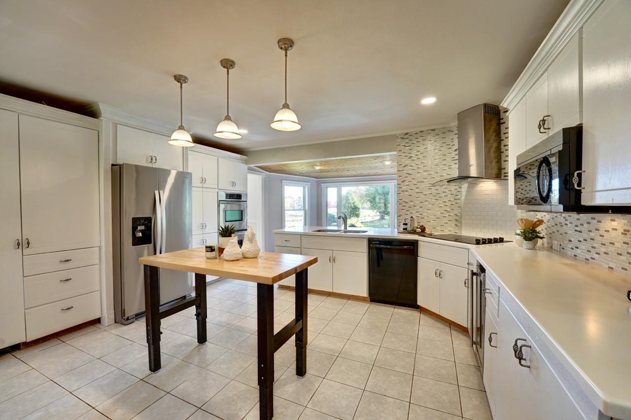 31 Old Locke Road North Hampton, NH 03862 - Photo 10 of 33