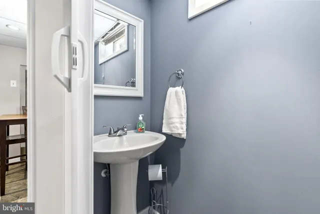 $415,000 | 236 Hill Road, Honey Brook, PA 19344