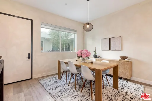 $5,000 | 957 Figueroa Terrace, Unit 321, Los Angeles, CA 90012