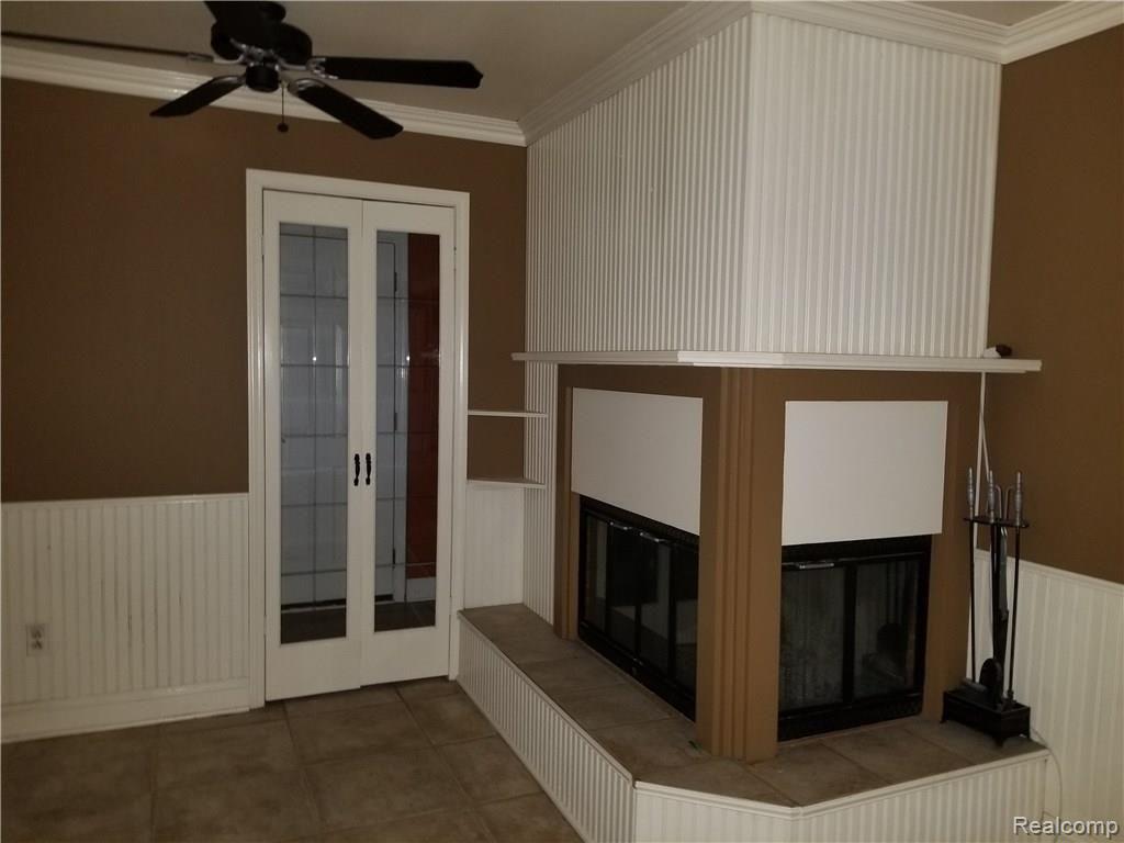 28328 Brandywine Road Farmington Hills, MI 48334 - Photo 5 of 28