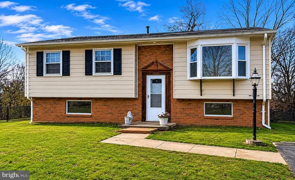 $230,000 | 3115 Lakehurst Avenue, District Heights, MD 20747