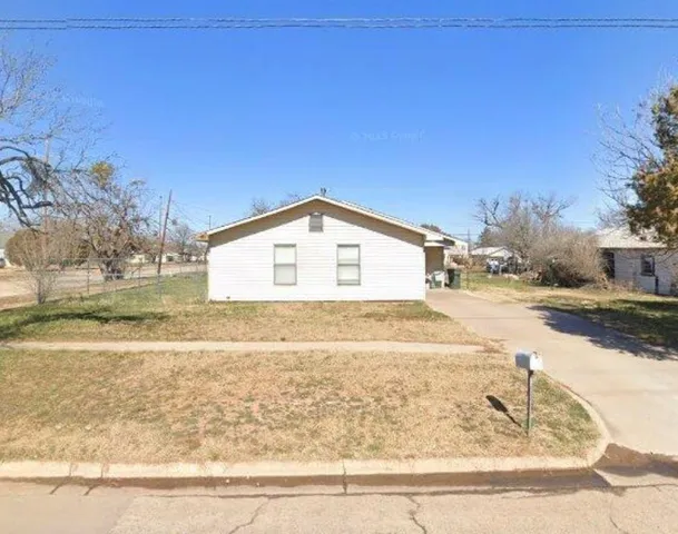 $1,500 | 642 North 7th Street, Abilene, TX 79601