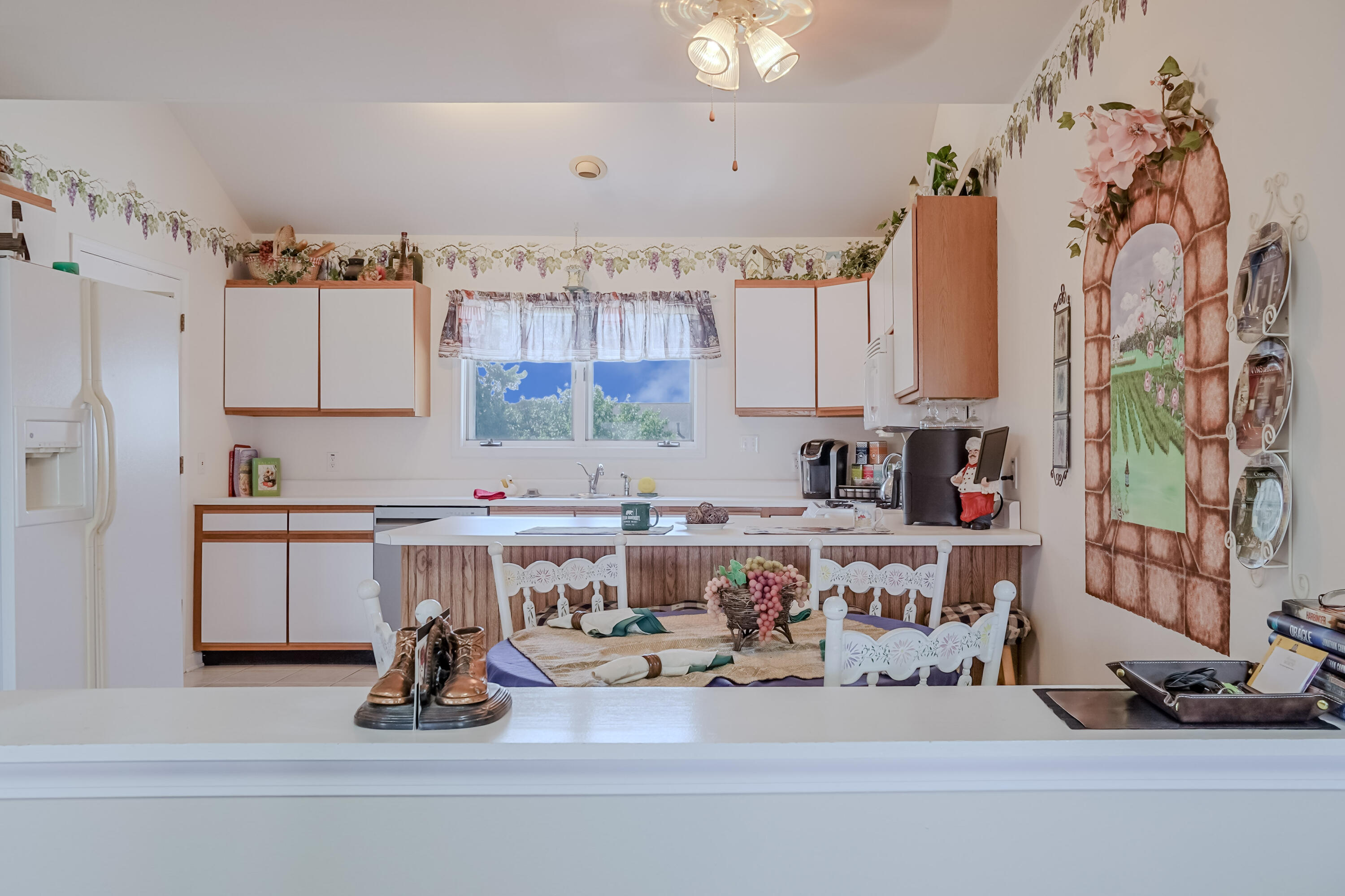 5065 Spinnaker Lane, Unit D Crown Point, IN 46307 - Photo 13 of 42 a kitchen with a refrigerator and a stove