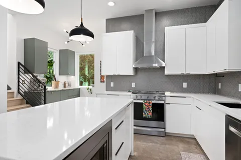 $749,000 | 2605 South 2nd Street, Unit 2, Austin, TX 78704