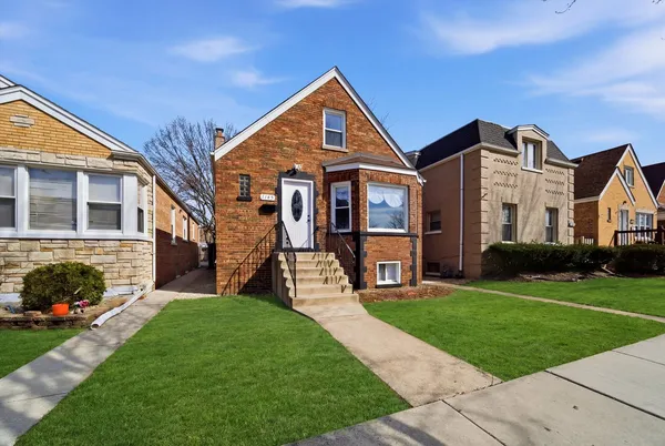 $374,900 | 7145 South Richmond Street, Chicago, IL 60629