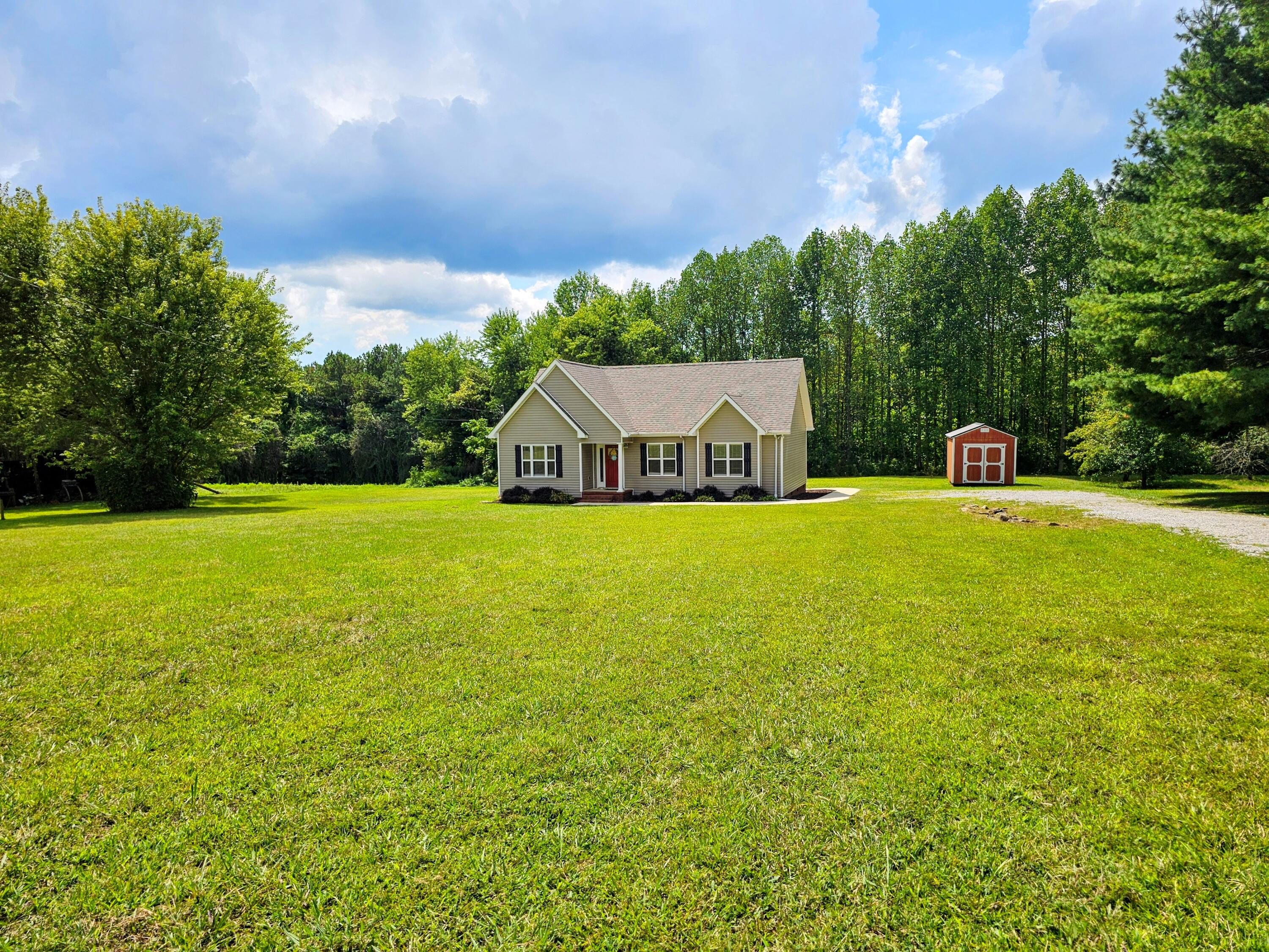 491 Hobbs Road Altamont, TN 37301 - Photo 2 of 19 1000016620