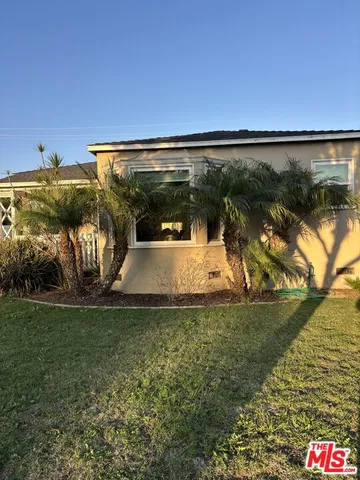 $4,400 | 4162 Commonwealth Avenue, Culver City, CA 90232