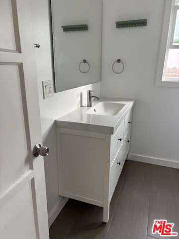 $4,400 | 4162 Commonwealth Avenue, Culver City, CA 90232