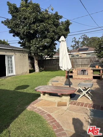 $4,400 | 4162 Commonwealth Avenue, Culver City, CA 90232