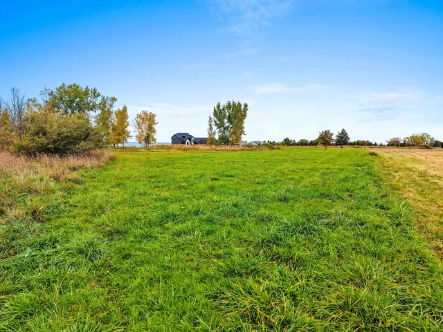 $71,900 | Sugar Creek Drive, Brussels, WI 54204