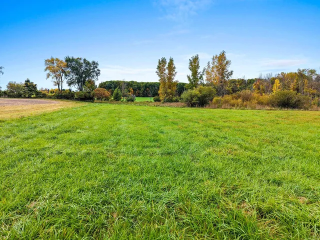 $71,900 | Sugar Creek Drive, Brussels, WI 54204