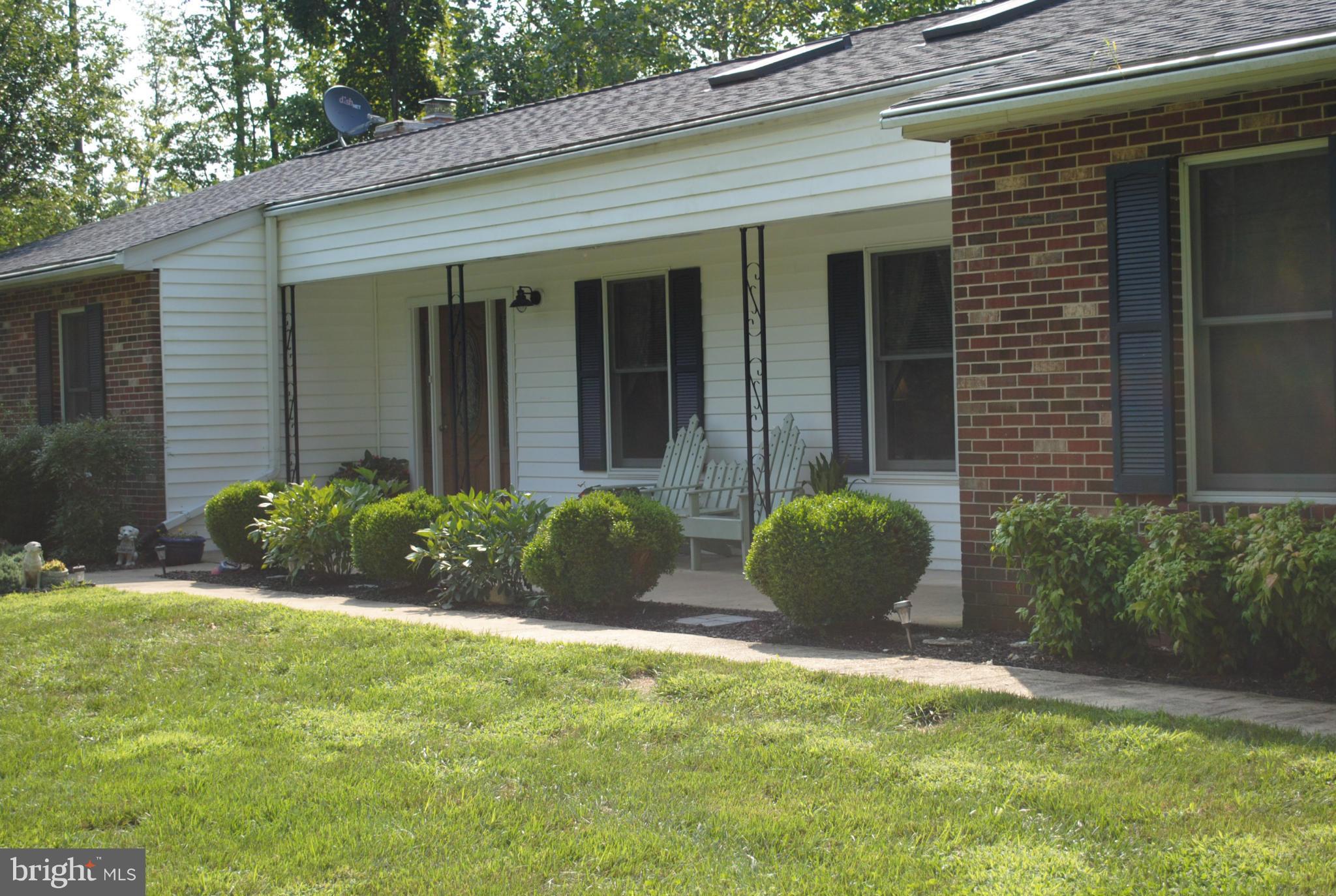 43545 Little Cliffs Road Hollywood, MD 20636 - Photo 2 of 30 Exterior (General)