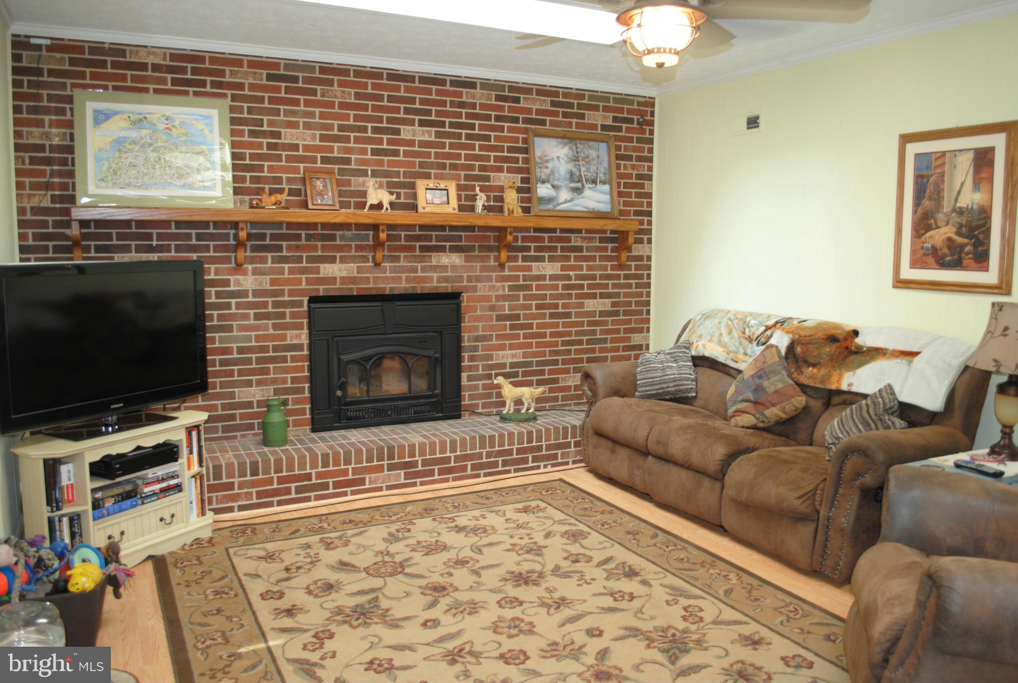43545 Little Cliffs Road Hollywood, MD 20636 - Photo 12 of 30 Family Room