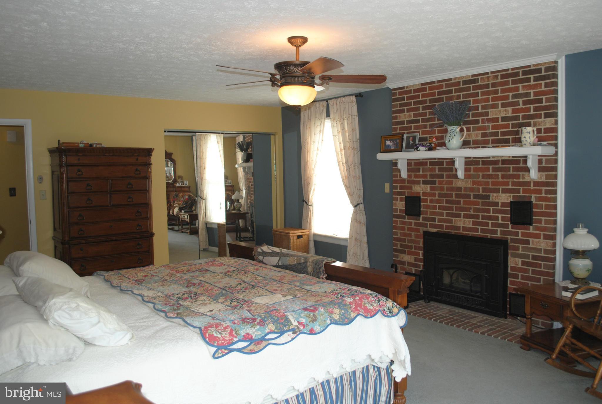 43545 Little Cliffs Road Hollywood, MD 20636 - Photo 19 of 30 Bedroom (Master)