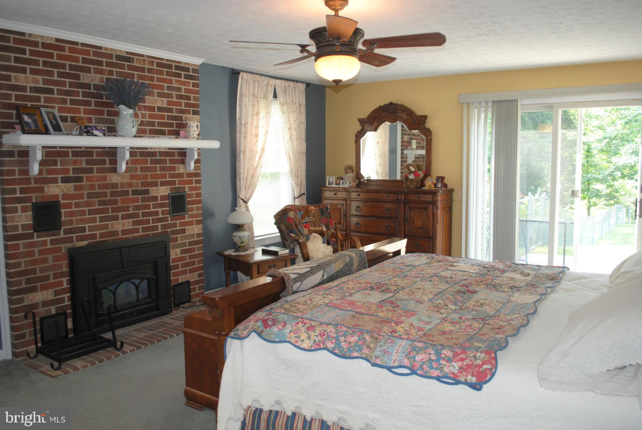 43545 Little Cliffs Road Hollywood, MD 20636 - Photo 20 of 30 Bedroom (Master)