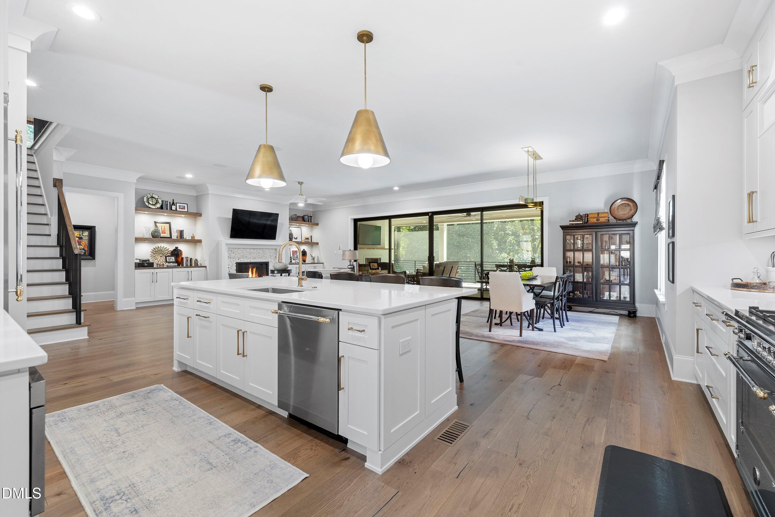 1304 Ivy Lane Raleigh, NC 27609 - Photo 12 of 62 Ivy 11