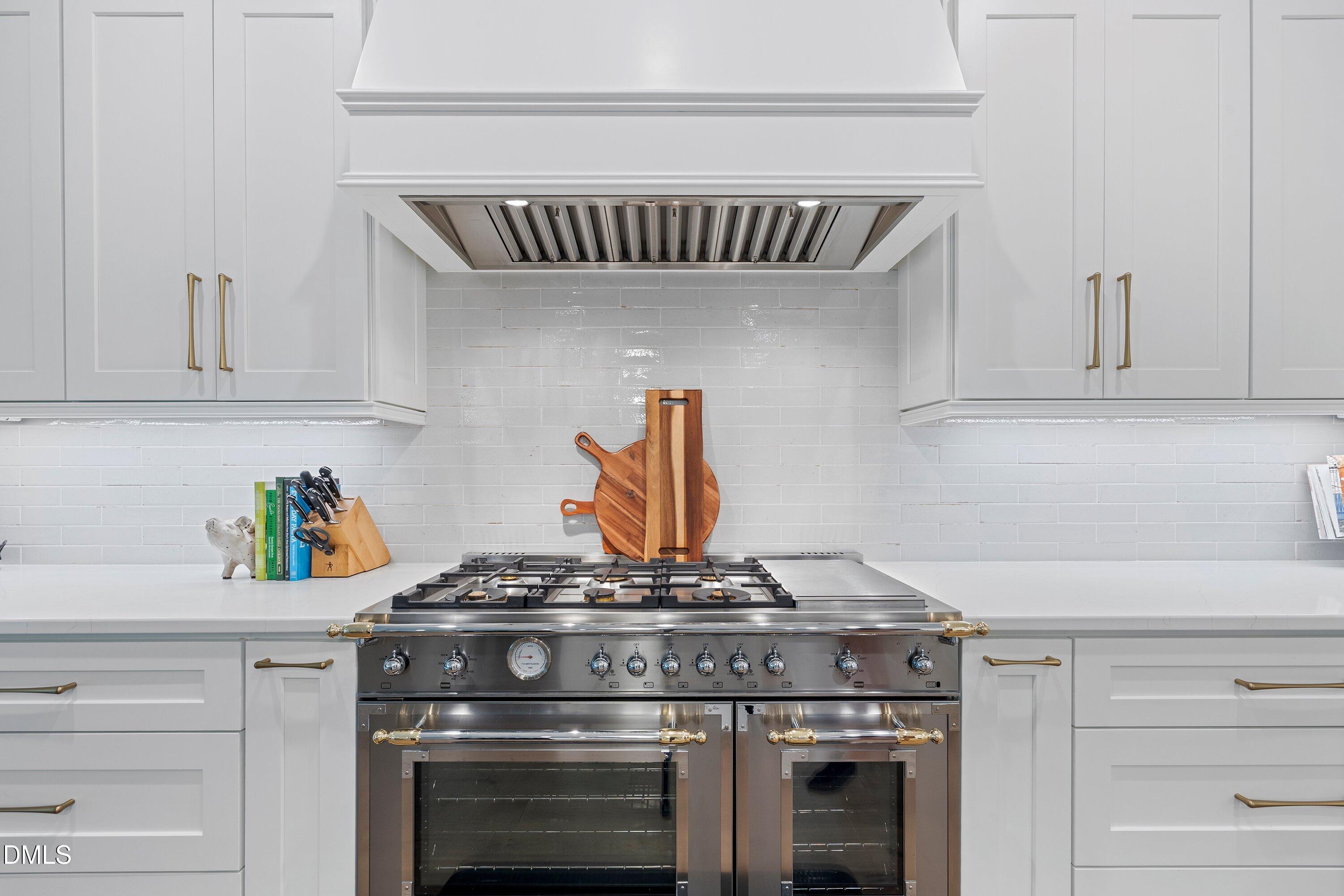 1304 Ivy Lane Raleigh, NC 27609 - Photo 14 of 62 Ivy 13