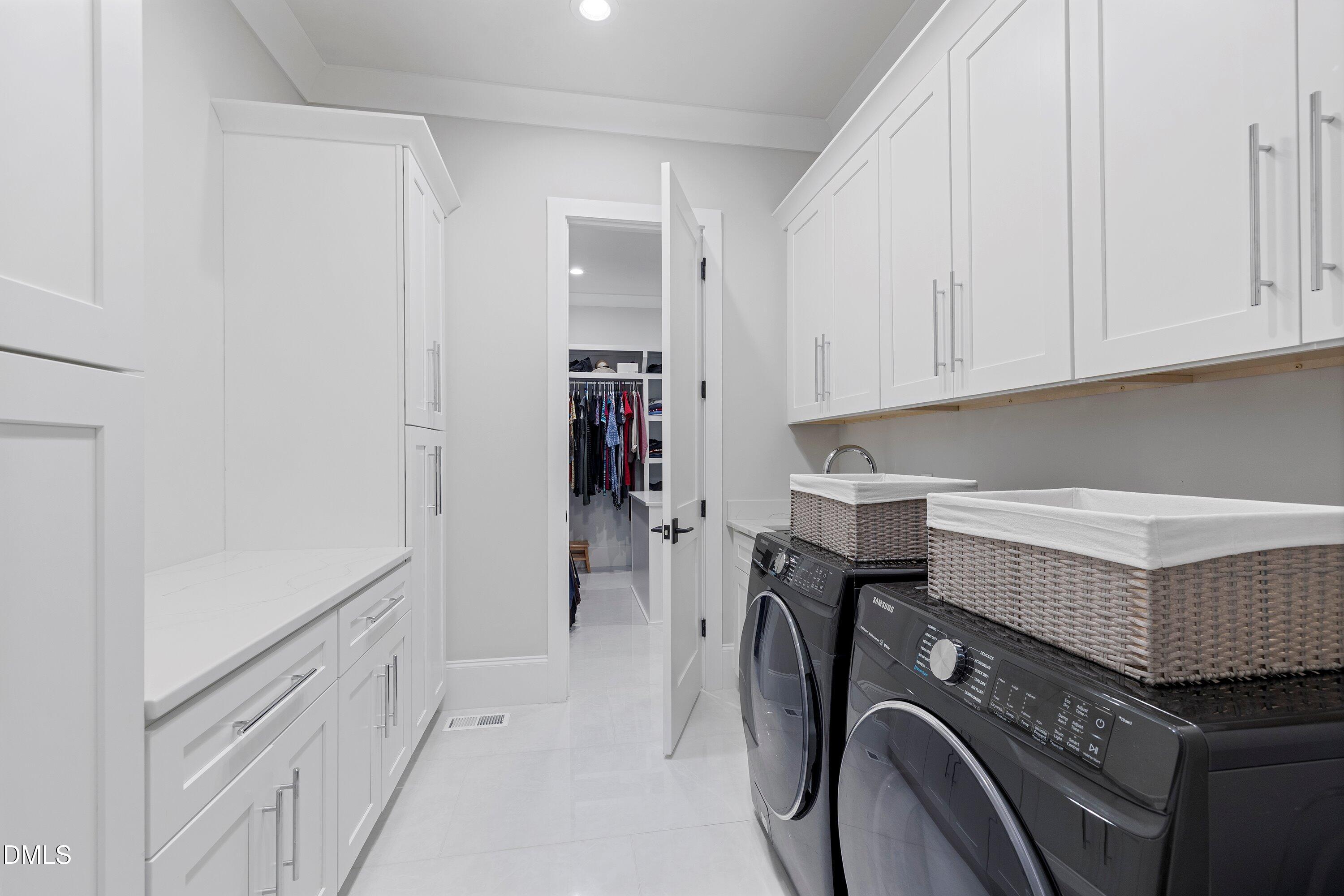 1304 Ivy Lane Raleigh, NC 27609 - Photo 30 of 62 Ivy 28