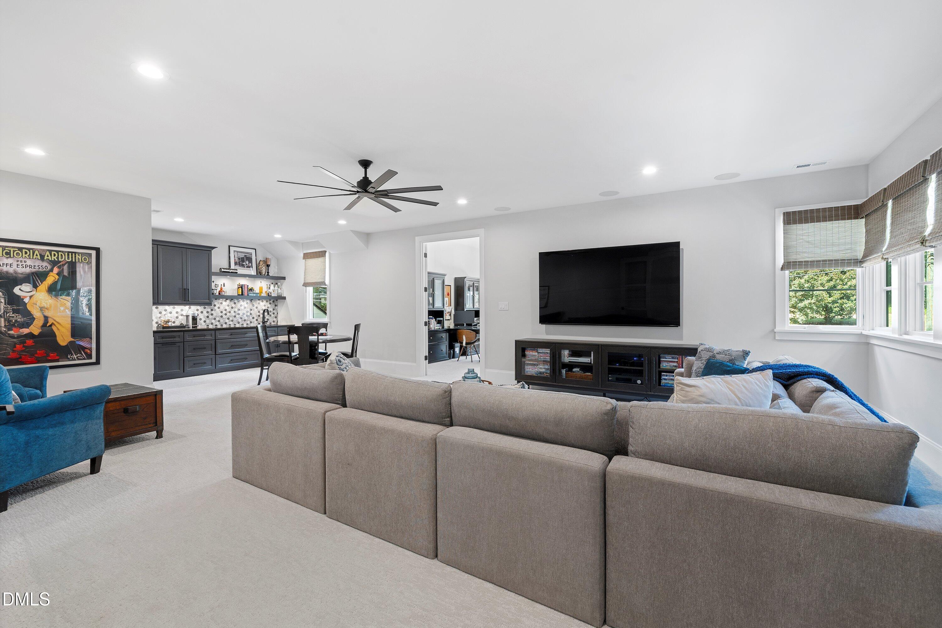 1304 Ivy Lane Raleigh, NC 27609 - Photo 33 of 62 Ivy 31