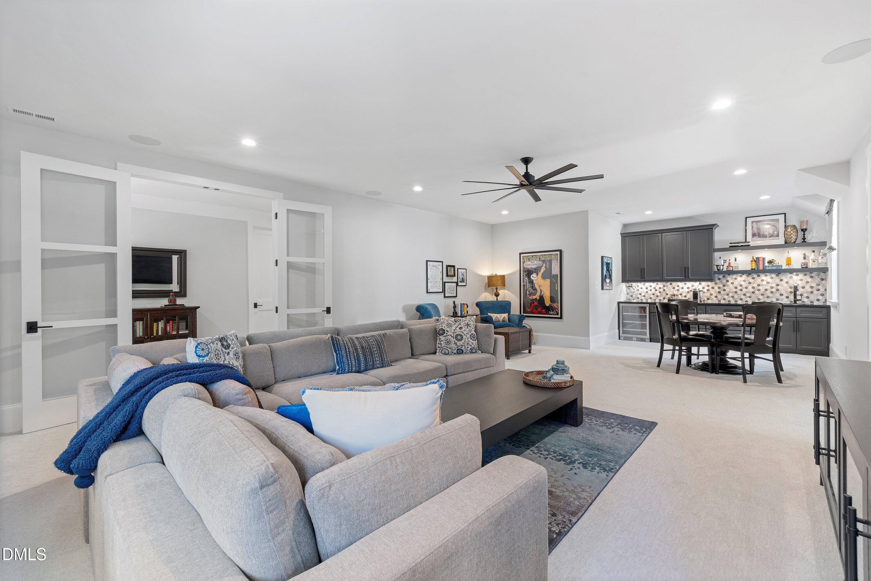 1304 Ivy Lane Raleigh, NC 27609 - Photo 34 of 62 Ivy 32