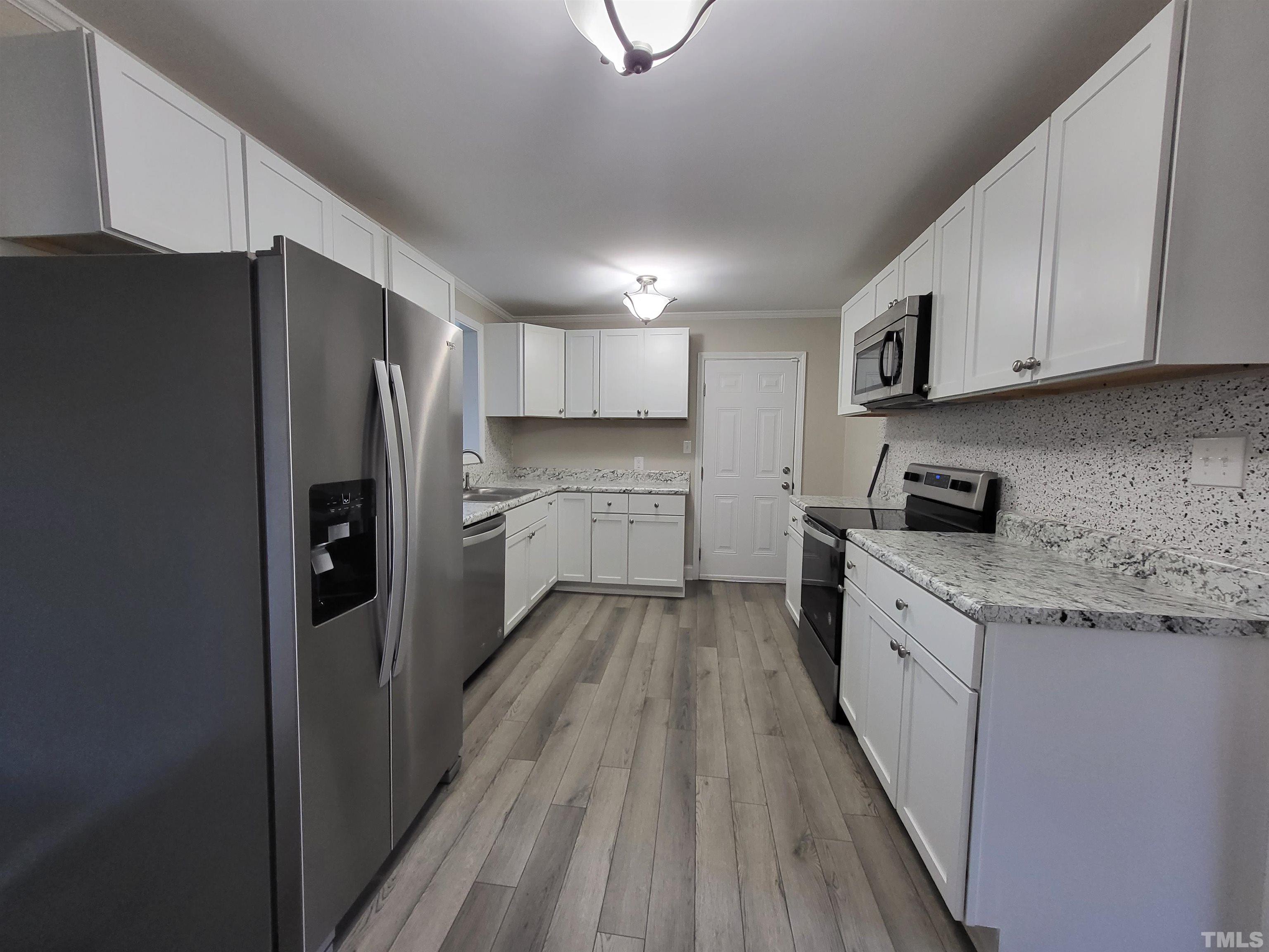 3215 Friendly Road Fayetteville, NC 28304 - Photo 3 of 15 Gallery Image 3
