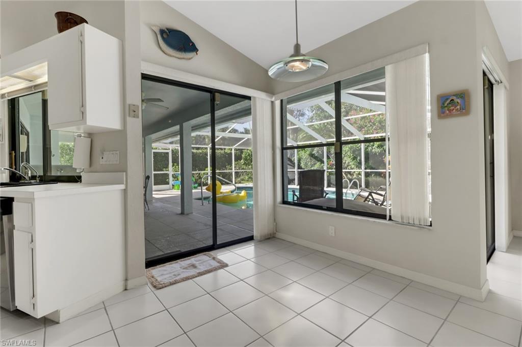 4961 Berkeley Drive Naples, FL 34112 - Photo 7 of 29