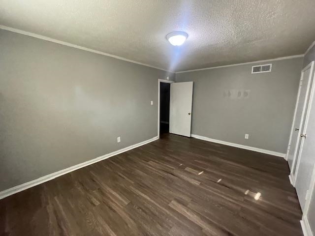 770 Waring Road Memphis, TN 38122 - Photo 9 of 12 a view of room with wooden floor