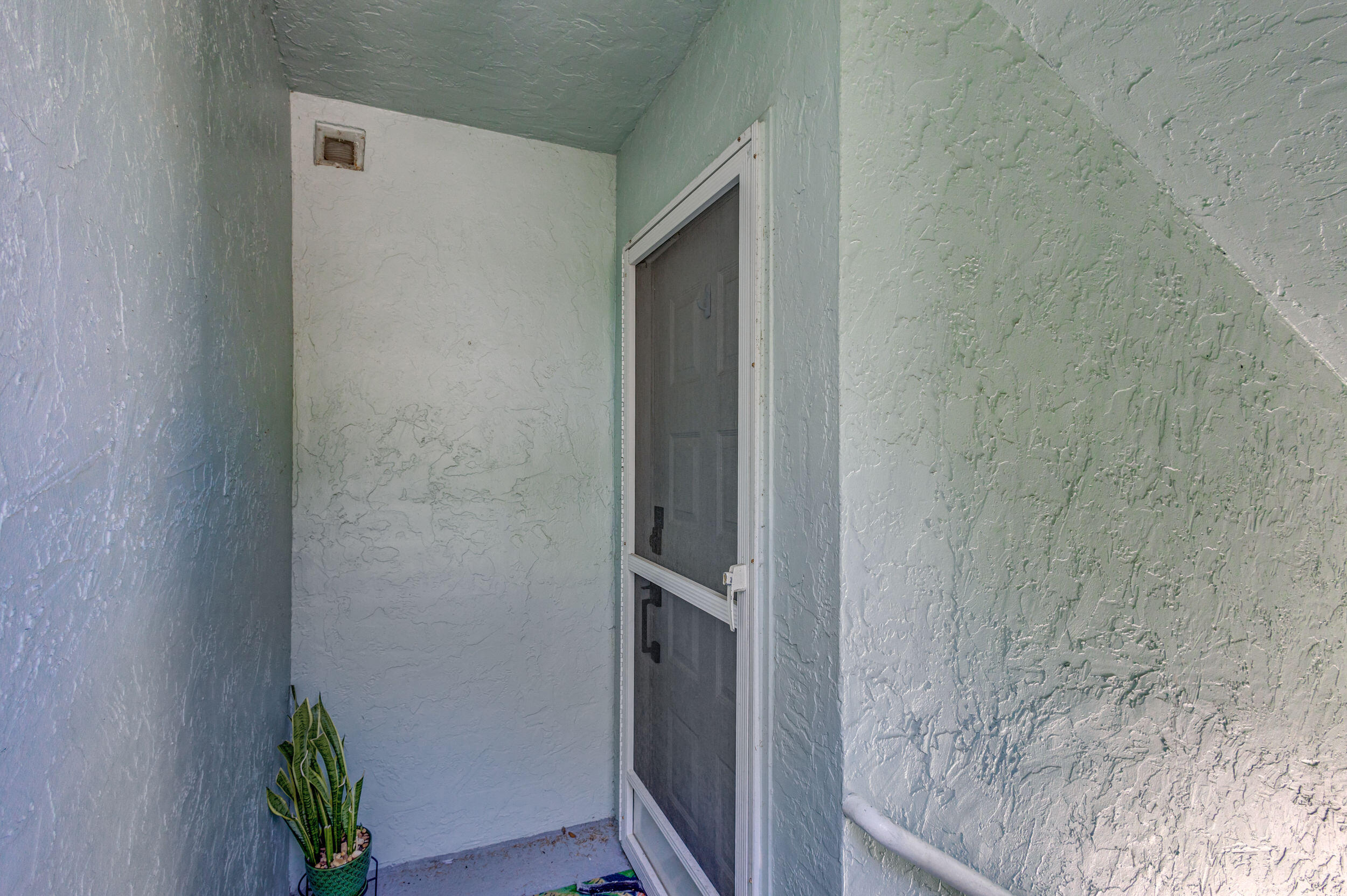 1701 Mizzenmast Way Jupiter, FL 33477 - Photo 7 of 46 Entry door