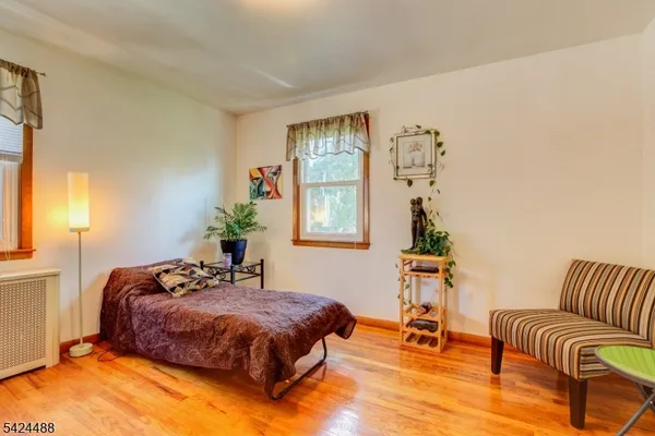 $475,000 | 116 East 10th Street, Linden, NJ 07036