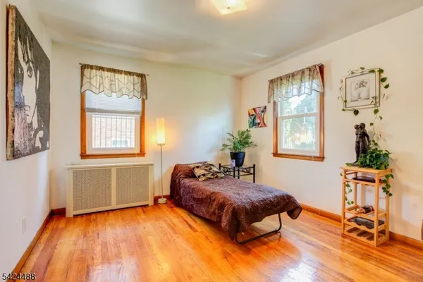 $475,000 | 116 East 10th Street, Linden, NJ 07036